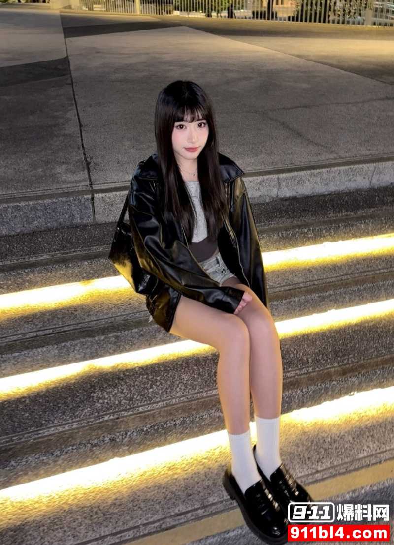 超可爱大一巨乳学妹均均 16