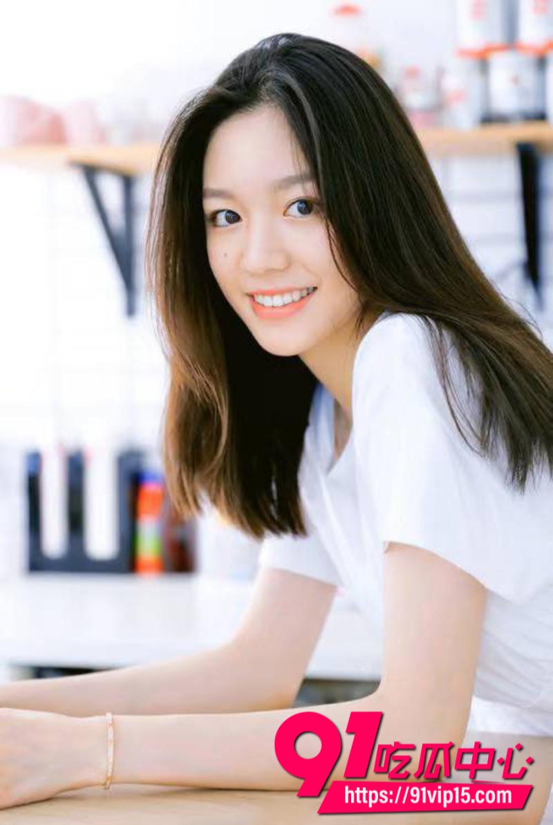 推特疯传王一博和綦美合已经生孩子8年恋爱直接隐婚升级6
