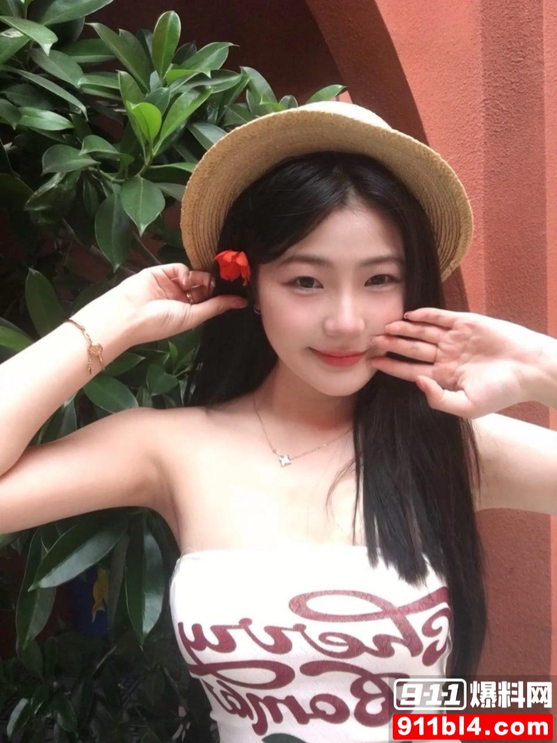 长相甜美温文尔雅的女神 蔡思林 17