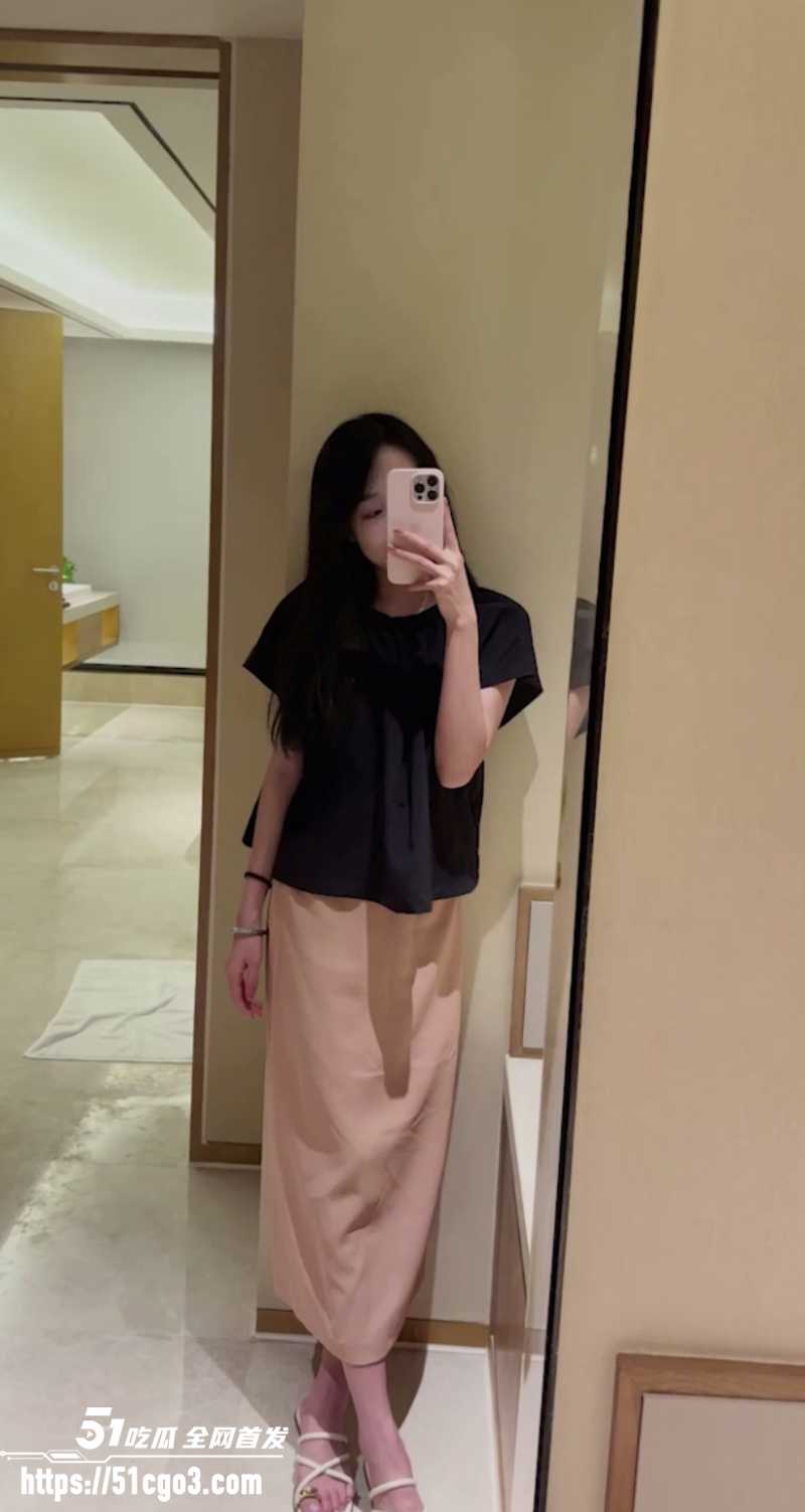 这是谁的白月光？