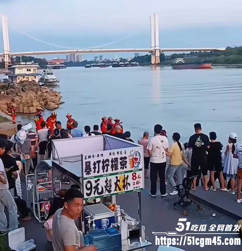 贵港大东码头 女孩落水溺亡 3