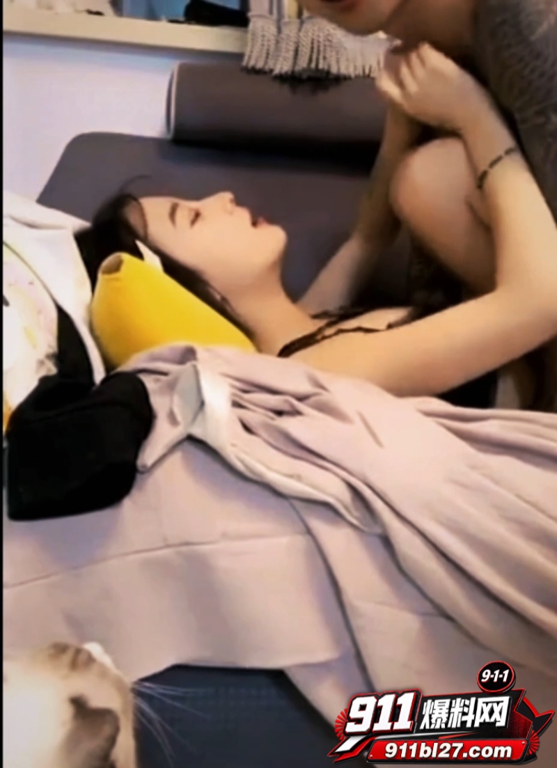 男网红李老板出轨 2