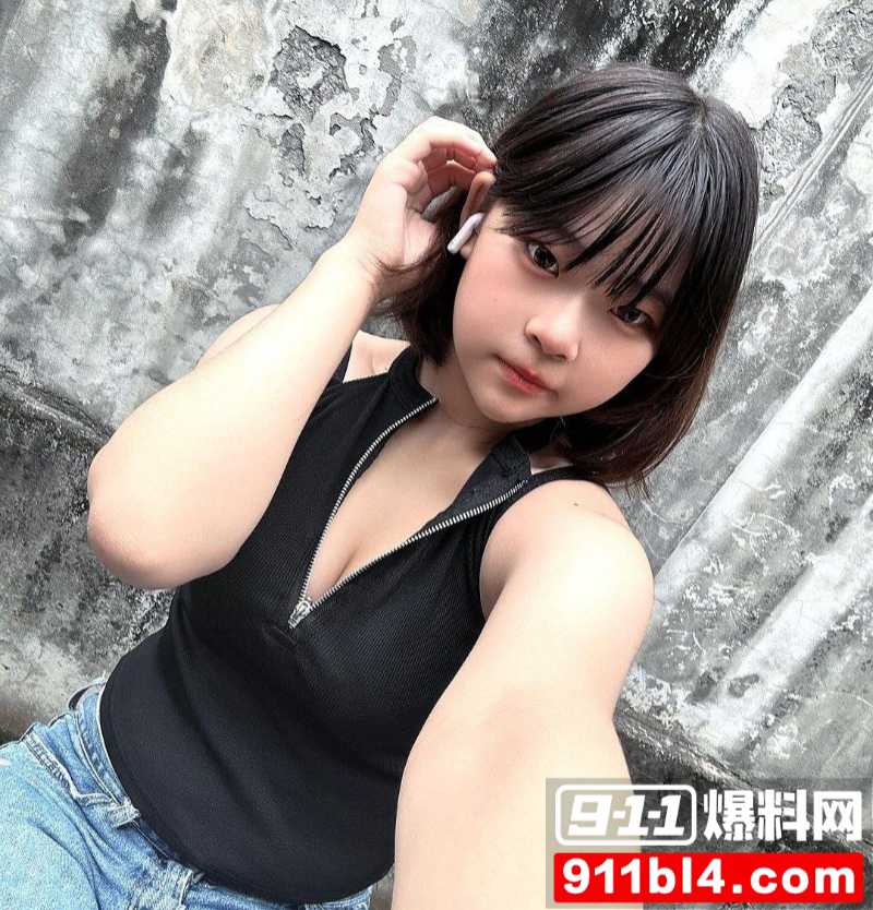 推特大神调教19岁短发学生妹1