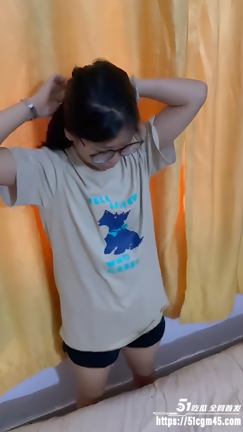 男子现场捉奸直拍 3