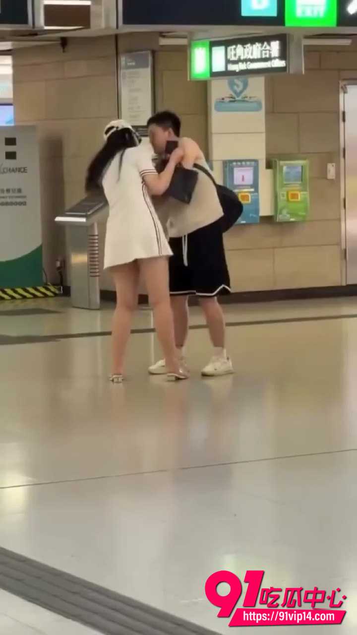 香港叫鸡不给钱 3