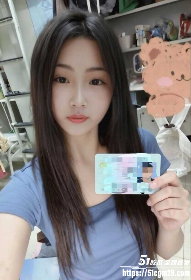 湖南大学生林潇潇洗澡自慰大秀